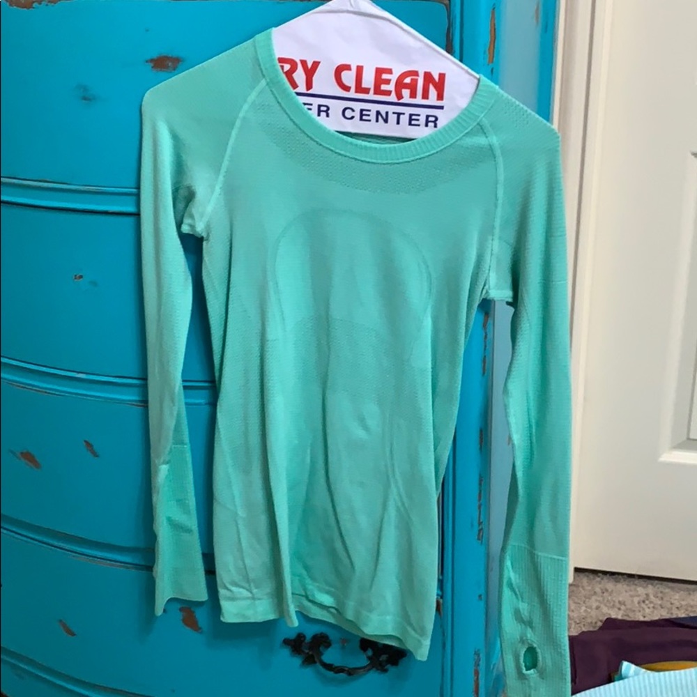 Green LuLu Lemon long sleeve top